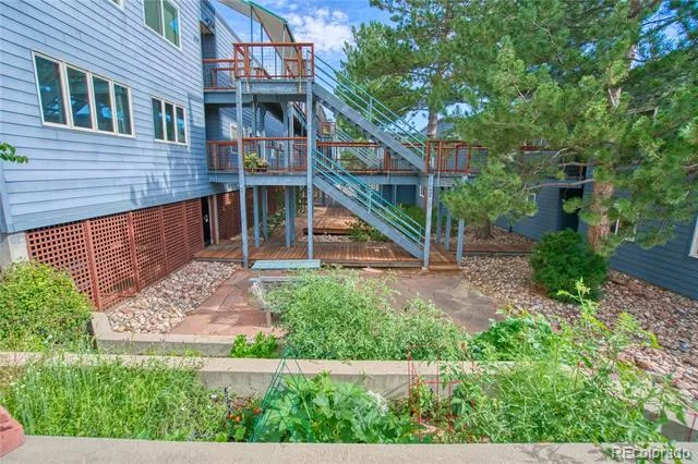 1572 Bradley Drive #B Boulder, CO 80305