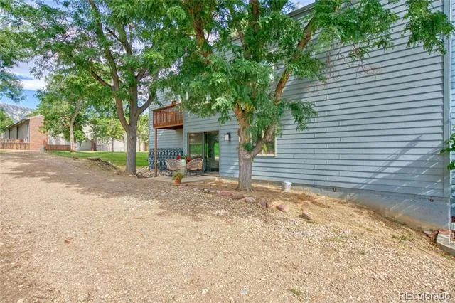 1572 Bradley Drive #B Boulder, CO 80305