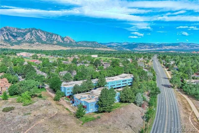 1572 Bradley Drive #B Boulder, CO 80305