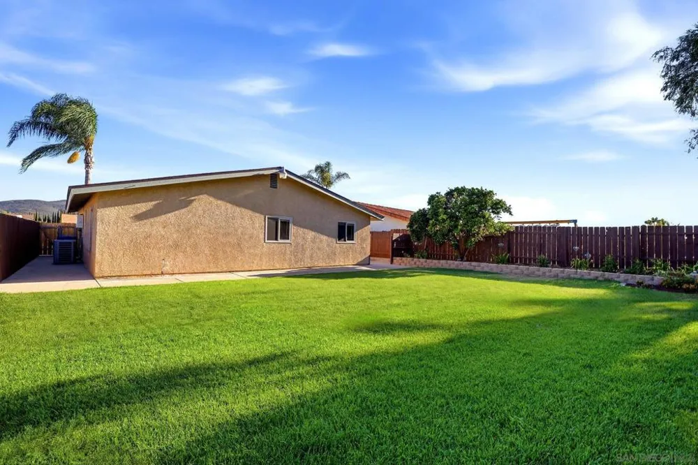 9444 Leticia Dr. Santee, CA 92071