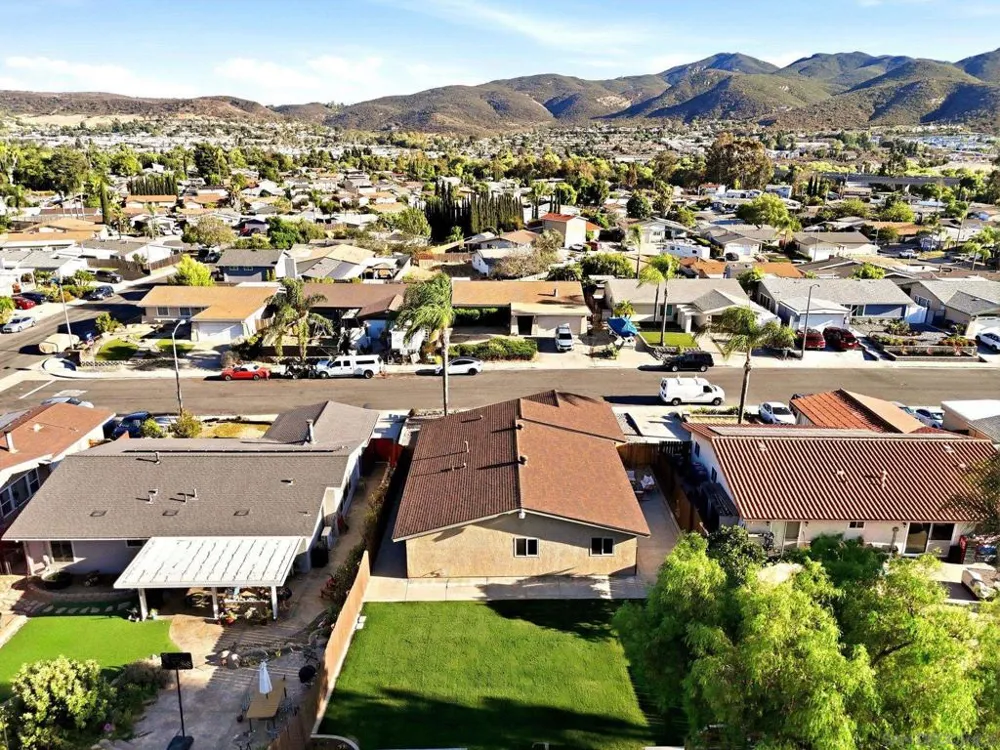 9444 Leticia Dr. Santee, CA 92071