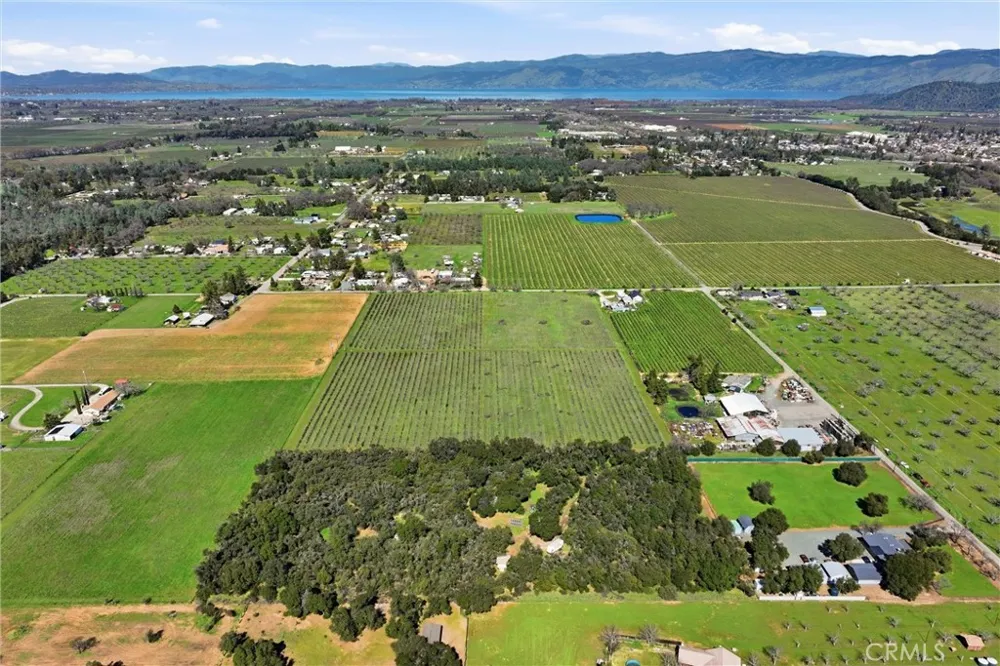 6495 Jacobson Road Kelseyville, CA 95451