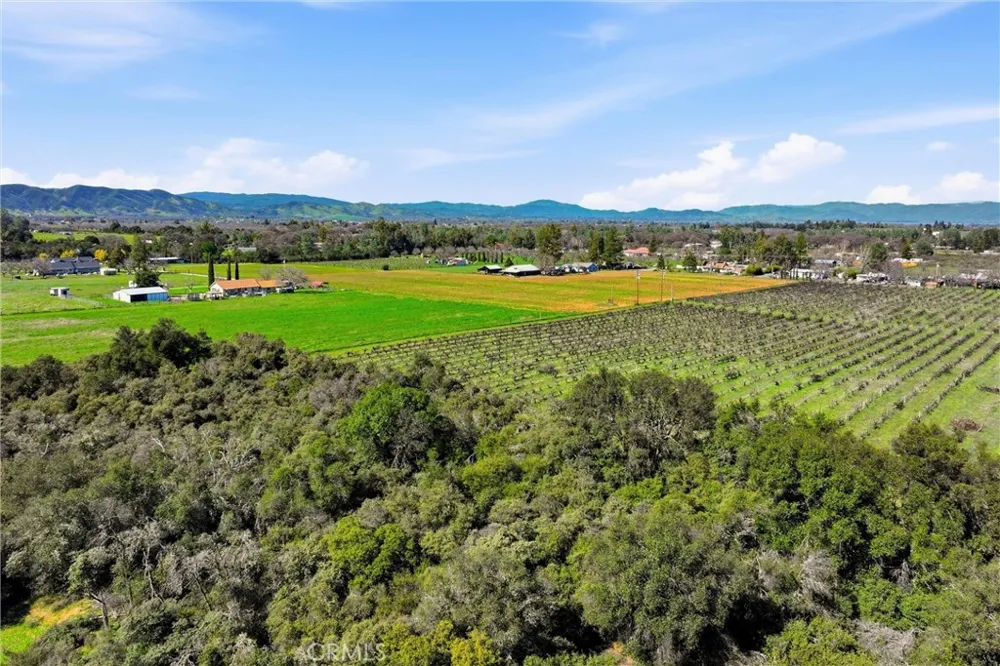 6495 Jacobson Road Kelseyville, CA 95451