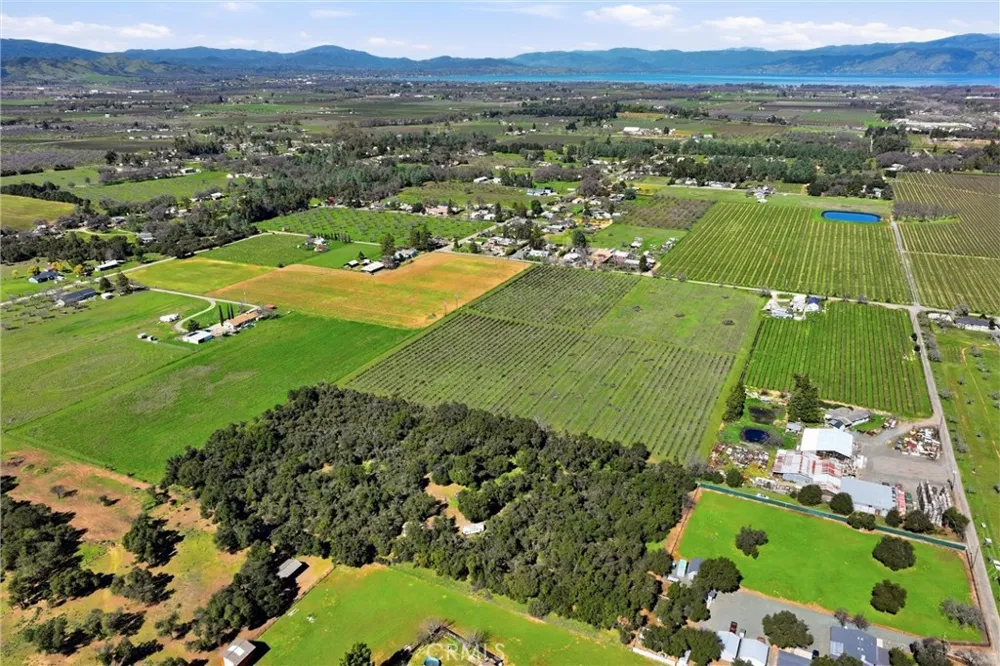 6495 Jacobson Road Kelseyville, CA 95451