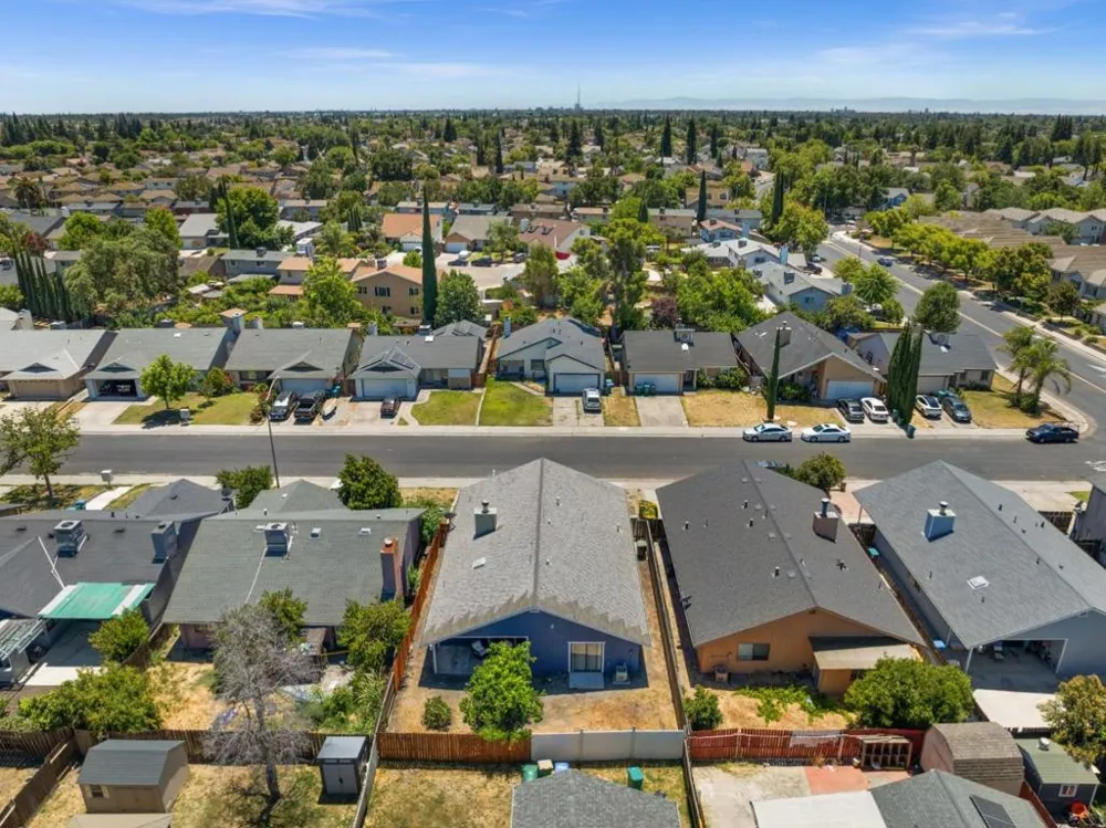 1927 Montauban Court Stockton, CA 95210