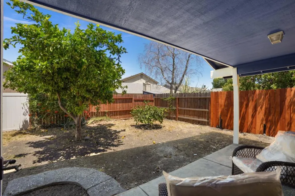 1927 Montauban Court Stockton, CA 95210