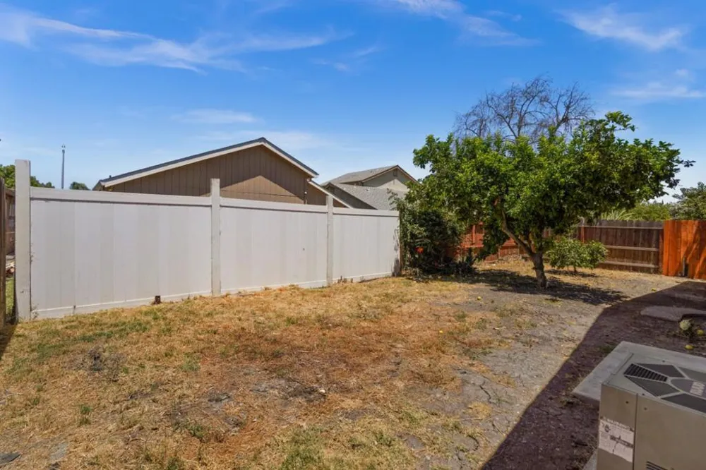 1927 Montauban Court Stockton, CA 95210