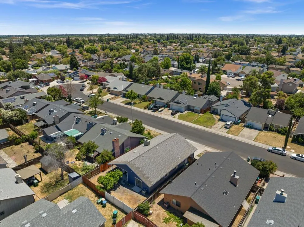 1927 Montauban Court Stockton, CA 95210