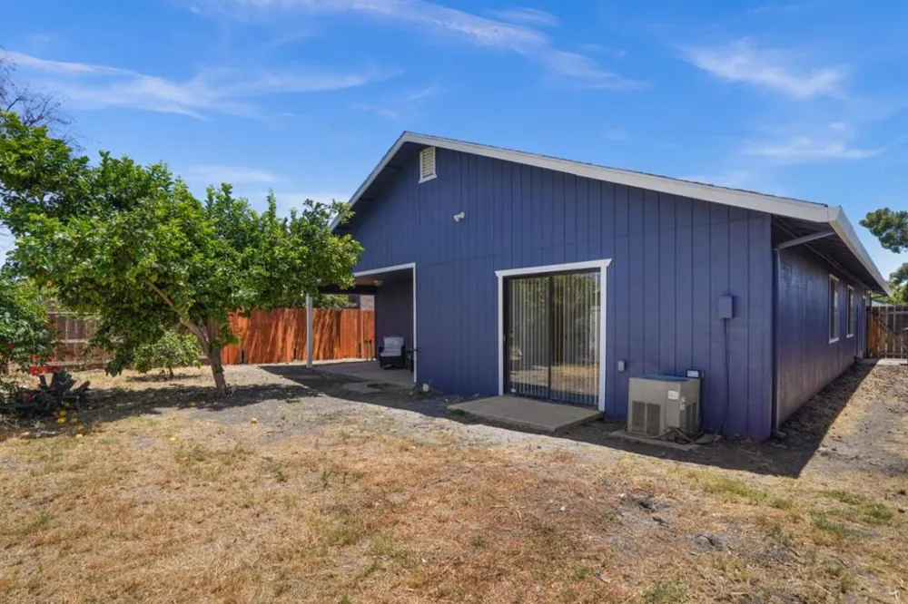 1927 Montauban Court Stockton, CA 95210