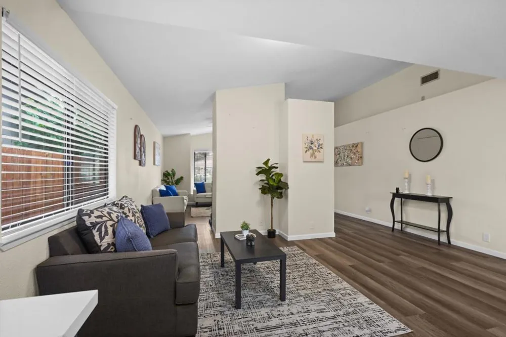 1927 Montauban Court Stockton, CA 95210