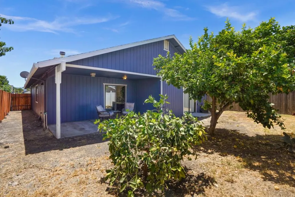 1927 Montauban Court Stockton, CA 95210