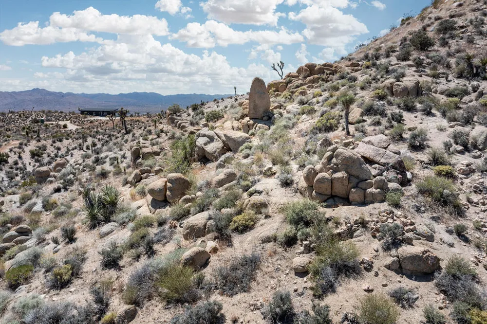 57823 Hilton Lane Yucca Valley, CA 92284