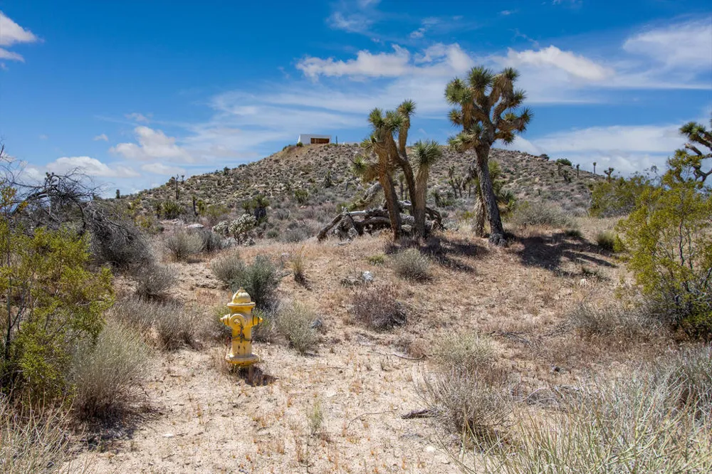57823 Hilton Lane Yucca Valley, CA 92284