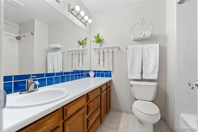 7787 Windfont Row Parker, CO 80134