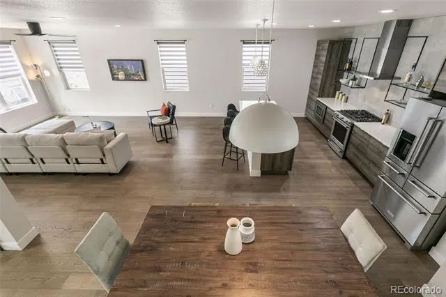 6275 King Court Denver, CO 80221