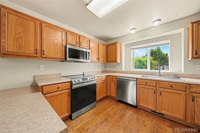 4321 Crow Creek Drive Colorado Springs, CO 80922