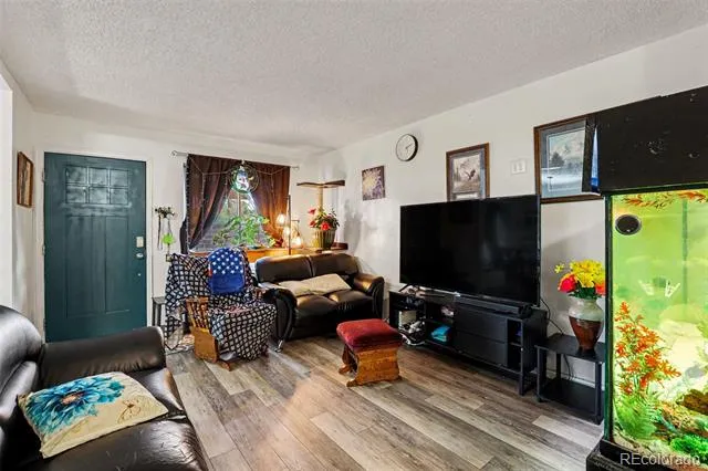 1814 W 102nd Avenue Denver, CO 80260