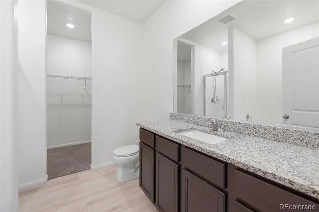 389 Maple Street Bennett, CO 80102