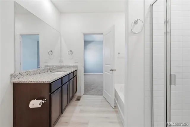 389 Maple Street Bennett, CO 80102