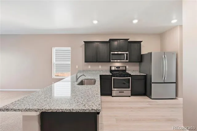 389 Maple Street Bennett, CO 80102