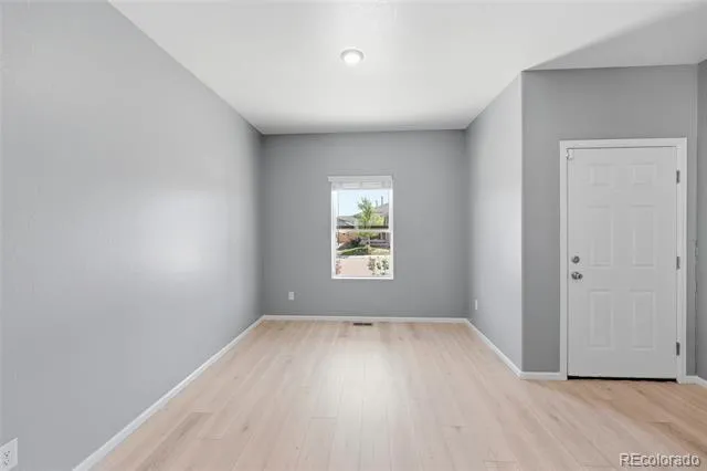 389 Maple Street Bennett, CO 80102