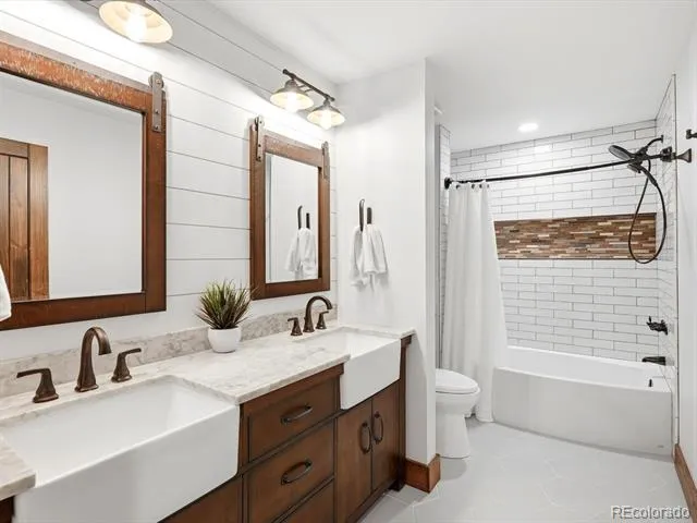 3697 E Euclid Avenue Littleton, CO 80121