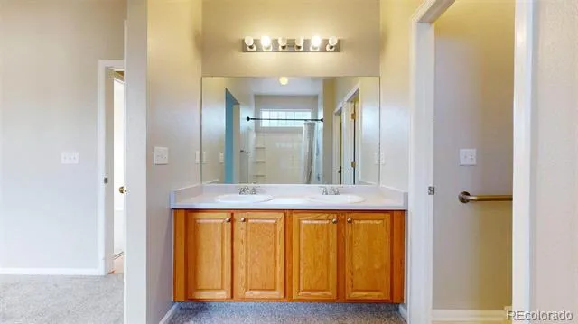 2461 S Andes Circle Aurora, CO 80013