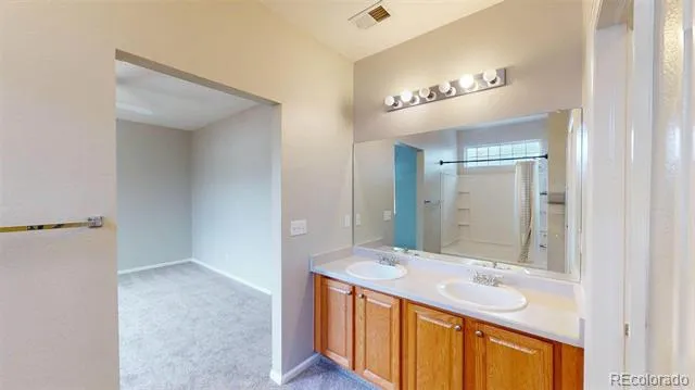 2461 S Andes Circle Aurora, CO 80013