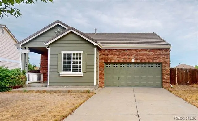 2461 S Andes Circle Aurora, CO 80013