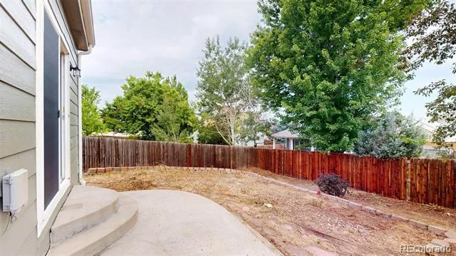 2461 S Andes Circle Aurora, CO 80013