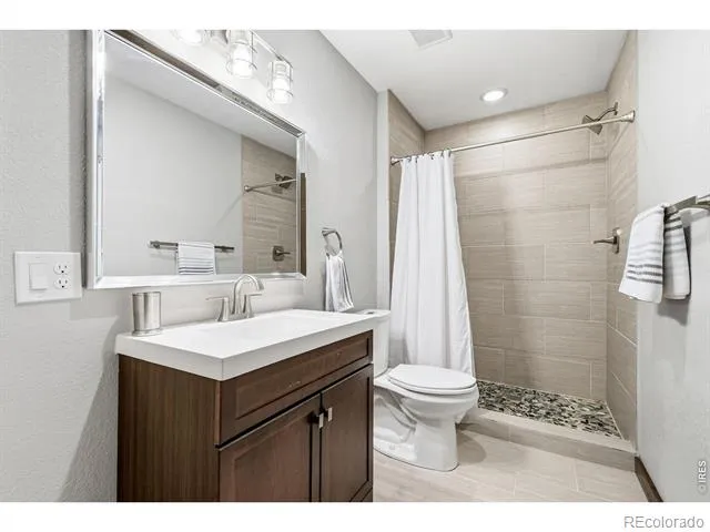 123 Falcon Lane Lyons, CO 80540