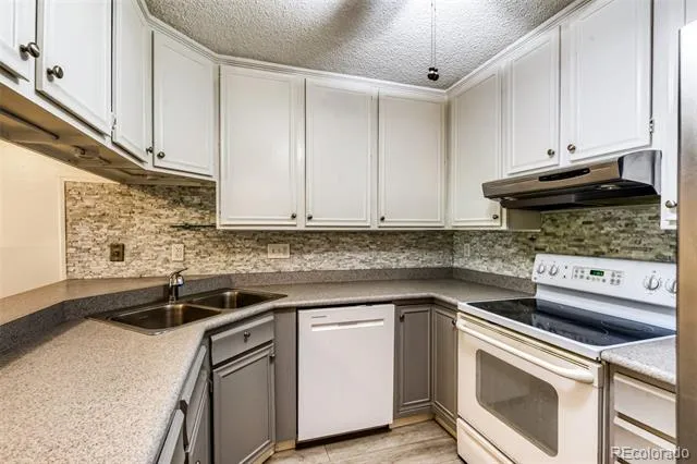 3465 S Poplar Street #101 Denver, CO 80224
