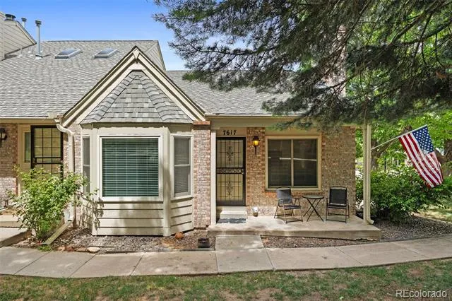 7617 S Cove Circle Centennial, CO 80122