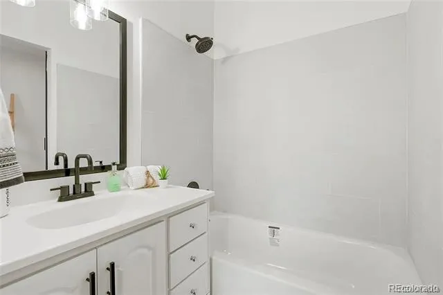 22 E Exposition Avenue Denver, CO 80209