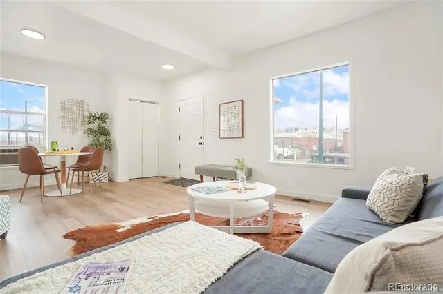 22 E Exposition Avenue Denver, CO 80209