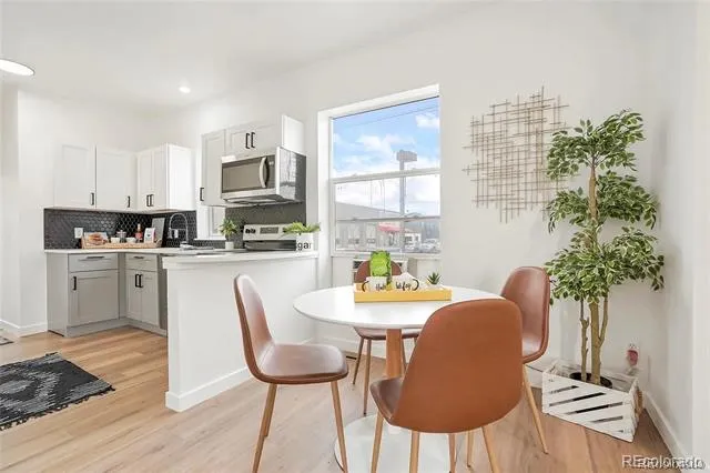 22 E Exposition Avenue Denver, CO 80209