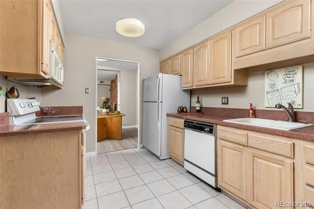 3534 S Ivanhoe Street Denver, CO 80237