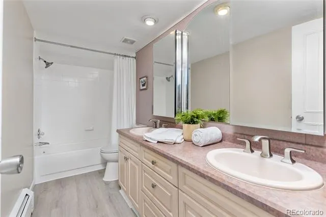 3534 S Ivanhoe Street Denver, CO 80237