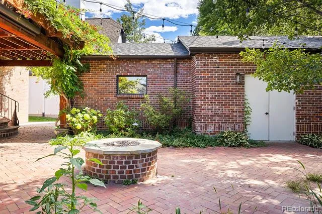 345 Dahlia Street Denver, CO 80220
