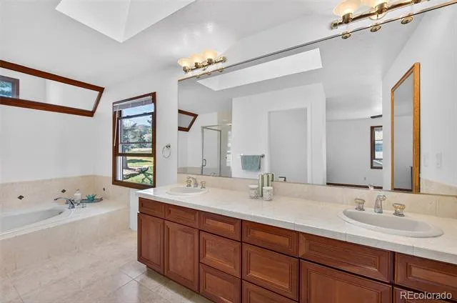4 Oakmont Lane Littleton, CO 80127