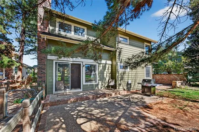 4 Oakmont Lane Littleton, CO 80127