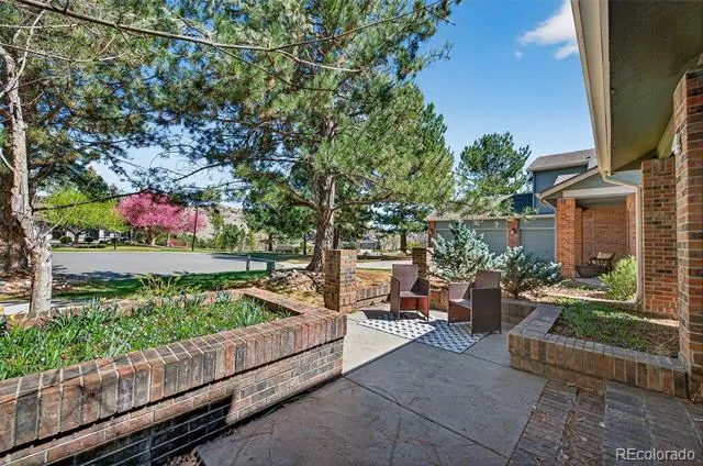 4 Oakmont Lane Littleton, CO 80127