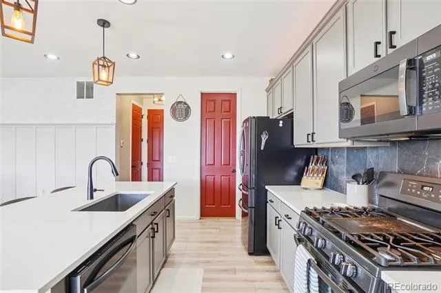 2998 Kestrel Street Brighton, CO 80601