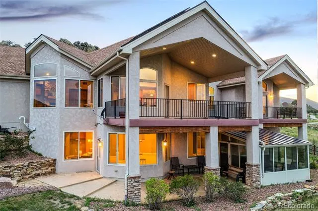5441 Country Club Drive Larkspur, CO 80118