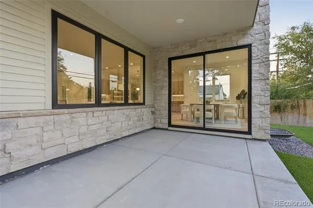 2934 S Bellaire Street Denver, CO 80222