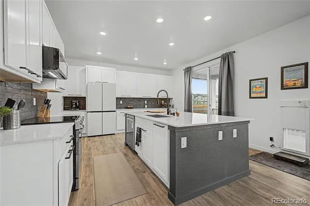 28372 E 7th Avenue Watkins, CO 80137