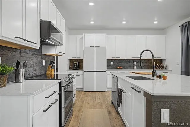 28372 E 7th Avenue Watkins, CO 80137