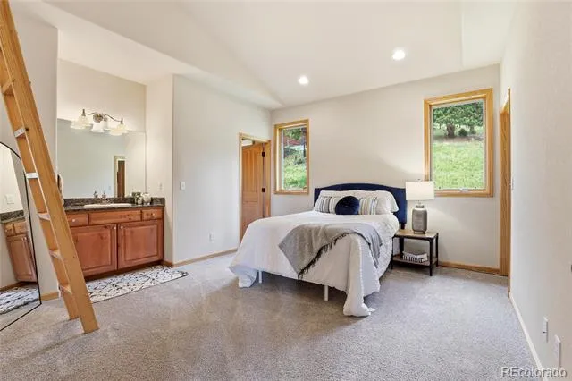 31735 Kiva Lane Evergreen, CO 80439