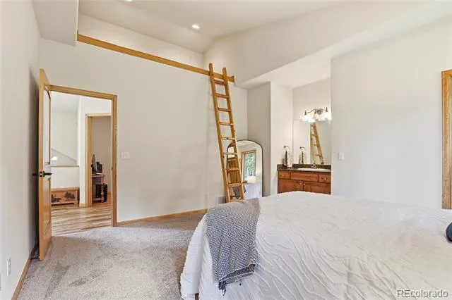 31735 Kiva Lane Evergreen, CO 80439
