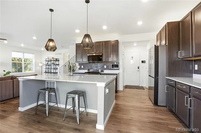 855 S Elk Way Aurora, CO 80018